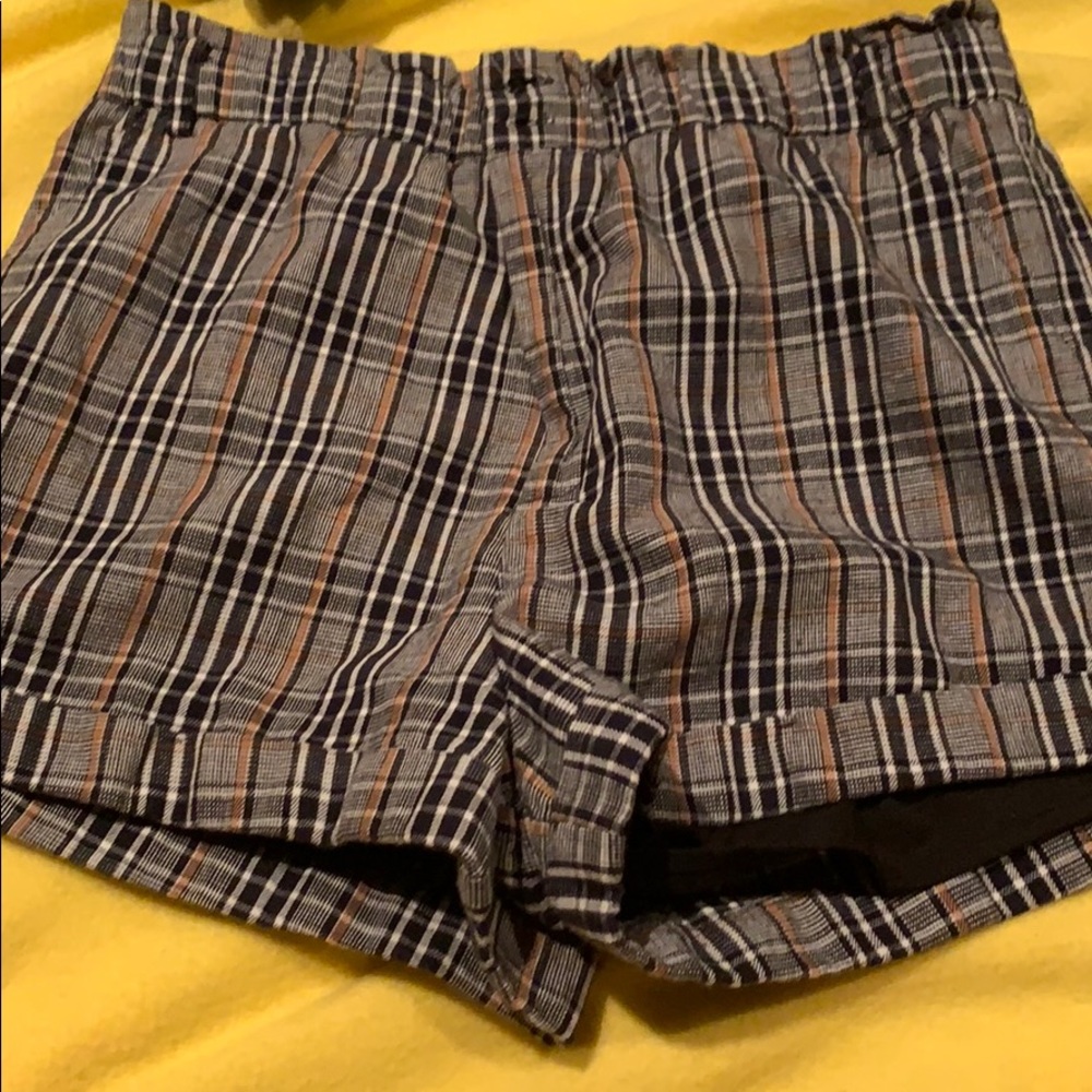 Forever 21 plaid shorts